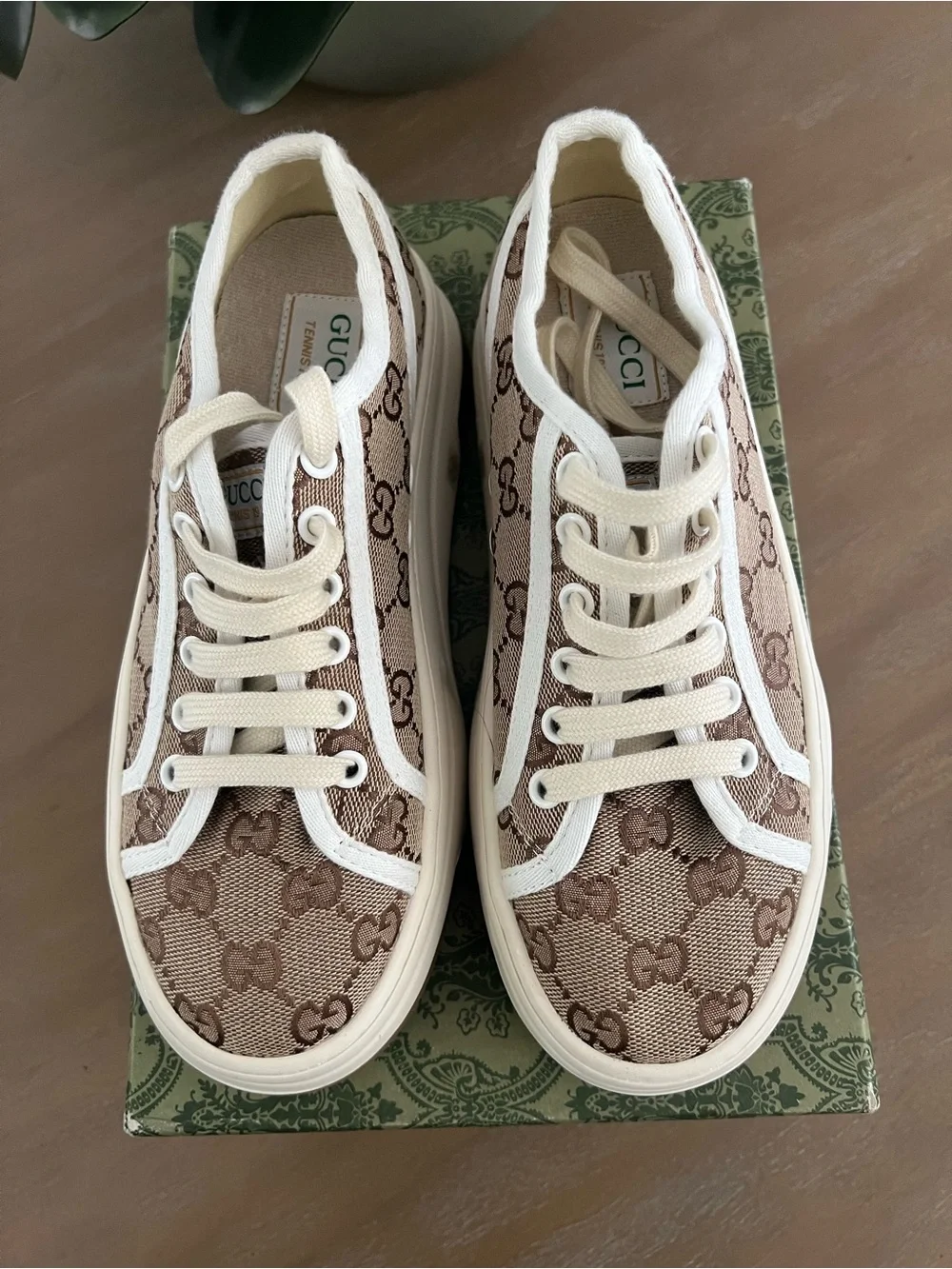 Gucci Beige Brown GG Canvas Low-Top Sneakers with Cream Trim